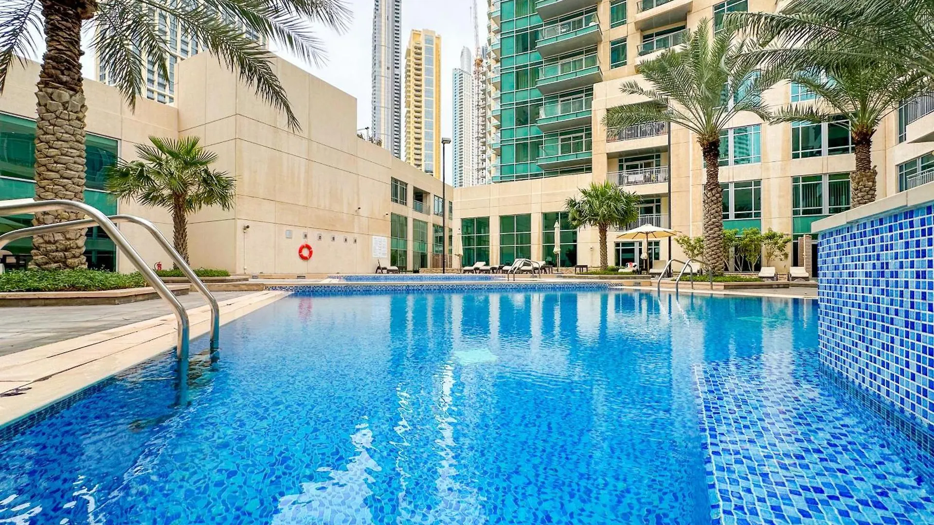 شقة Boutique Living - Burj Views - Renovated دبي
