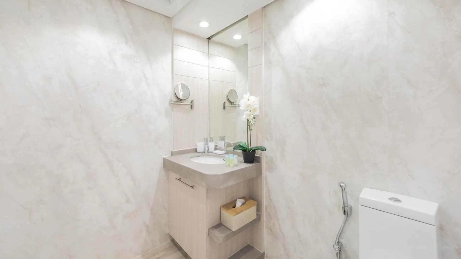 شقة Boutique Living - Burj Views - Renovated دبي