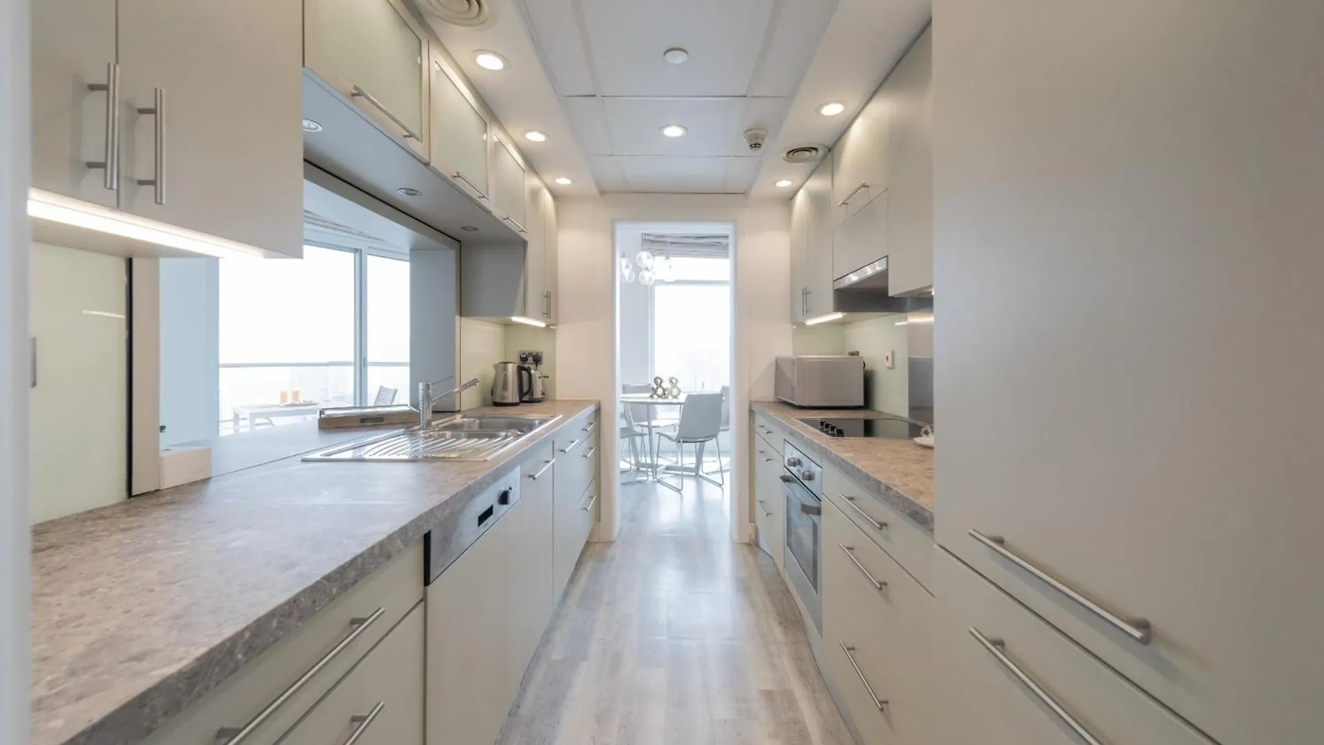 شقة Boutique Living - Burj Views - Renovated دبي الإمارات العربية المتحدة